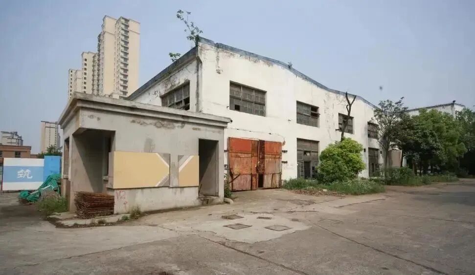 改造开发过程中充分发掘和利用了工业历史文化,让老厂房积淀的厚重