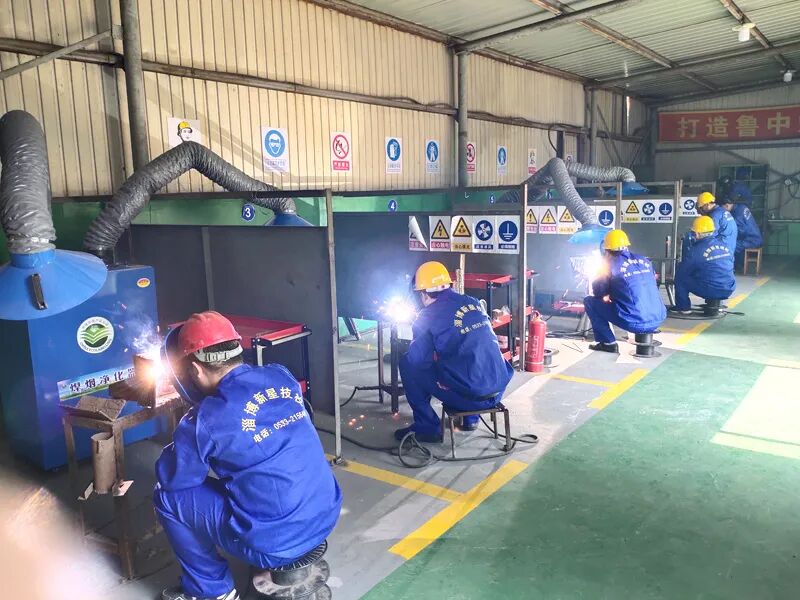 糕點(diǎn)師培訓(xùn)學(xué)校_糕點(diǎn)師培訓(xùn)學(xué)費(fèi)多少_培訓(xùn)學(xué)費(fèi)糕點(diǎn)師要多少錢