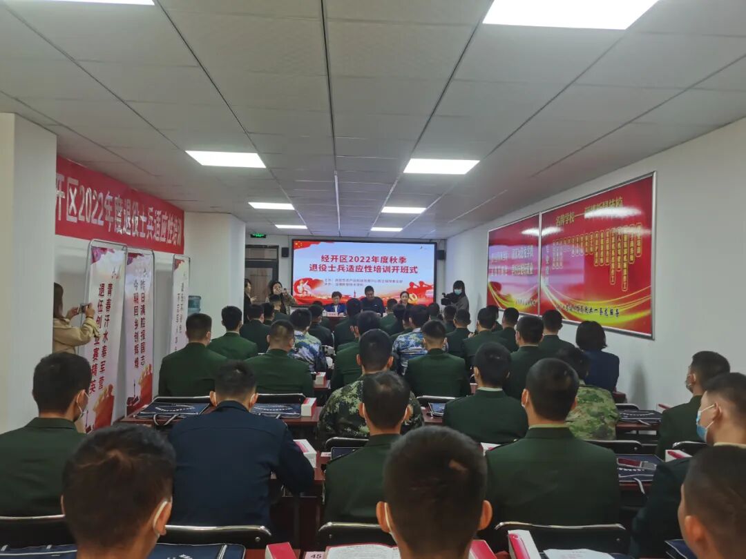 培訓(xùn)學(xué)費(fèi)糕點(diǎn)師要多少錢_糕點(diǎn)師培訓(xùn)學(xué)校_糕點(diǎn)師培訓(xùn)學(xué)費(fèi)多少