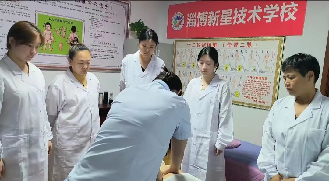 培訓(xùn)學(xué)費(fèi)糕點(diǎn)師要多少錢_糕點(diǎn)師培訓(xùn)學(xué)校_糕點(diǎn)師培訓(xùn)學(xué)費(fèi)多少