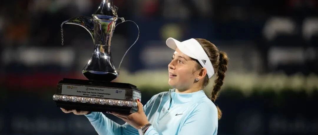 连胜四位大满贯冠军捧杯，奥斯塔彭科杀回来了！