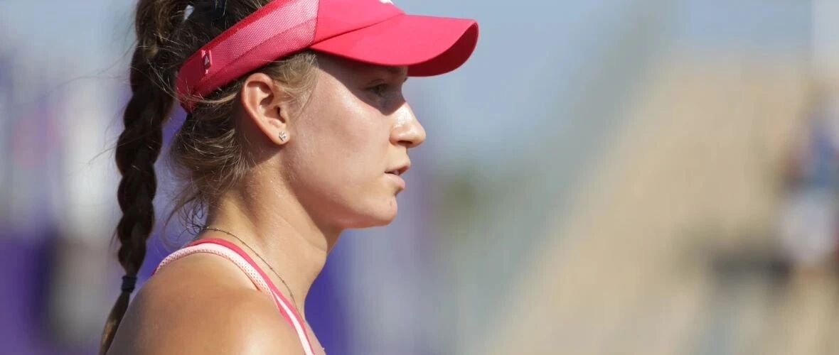 比赛战报 | 莱巴金娜赛季五进决赛，将战斯维托丽娜