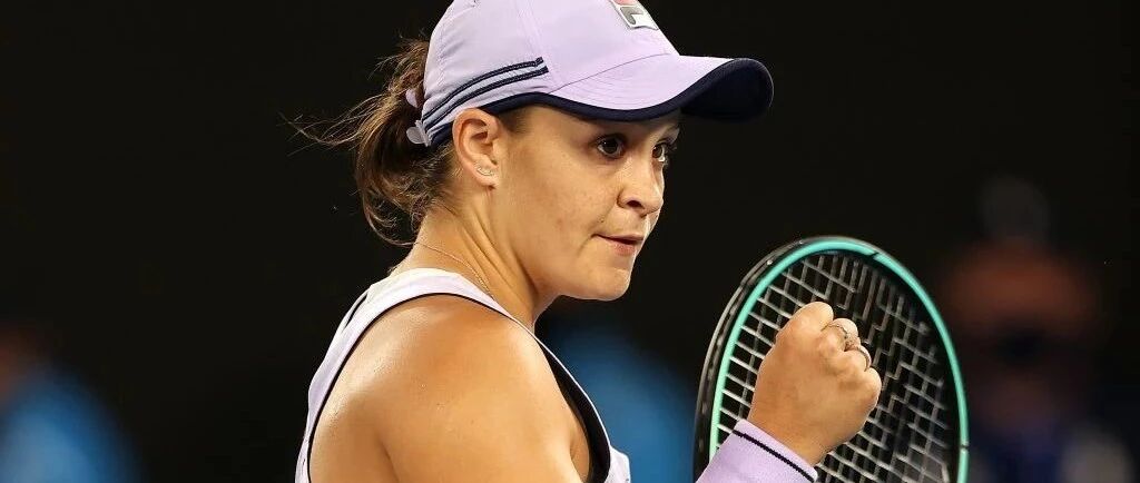 焦点战役 | 巴蒂收获新赛季八连胜，姆奇霍娃首进澳网八强