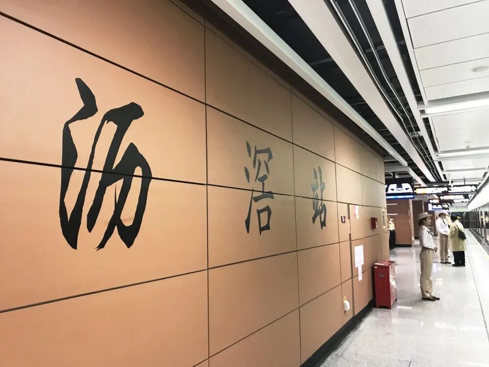 纯色板系列 | 自带艺术气息的幕墙新材