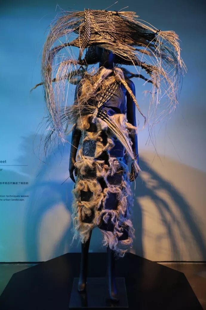 大美德信体育app | 德信体育app荣登2018年度“中国服装行业百强”企业榜单！(图7)