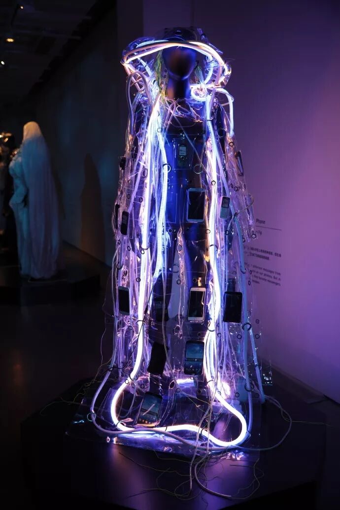 大美德信体育app | 德信体育app荣登2018年度“中国服装行业百强”企业榜单！(图6)