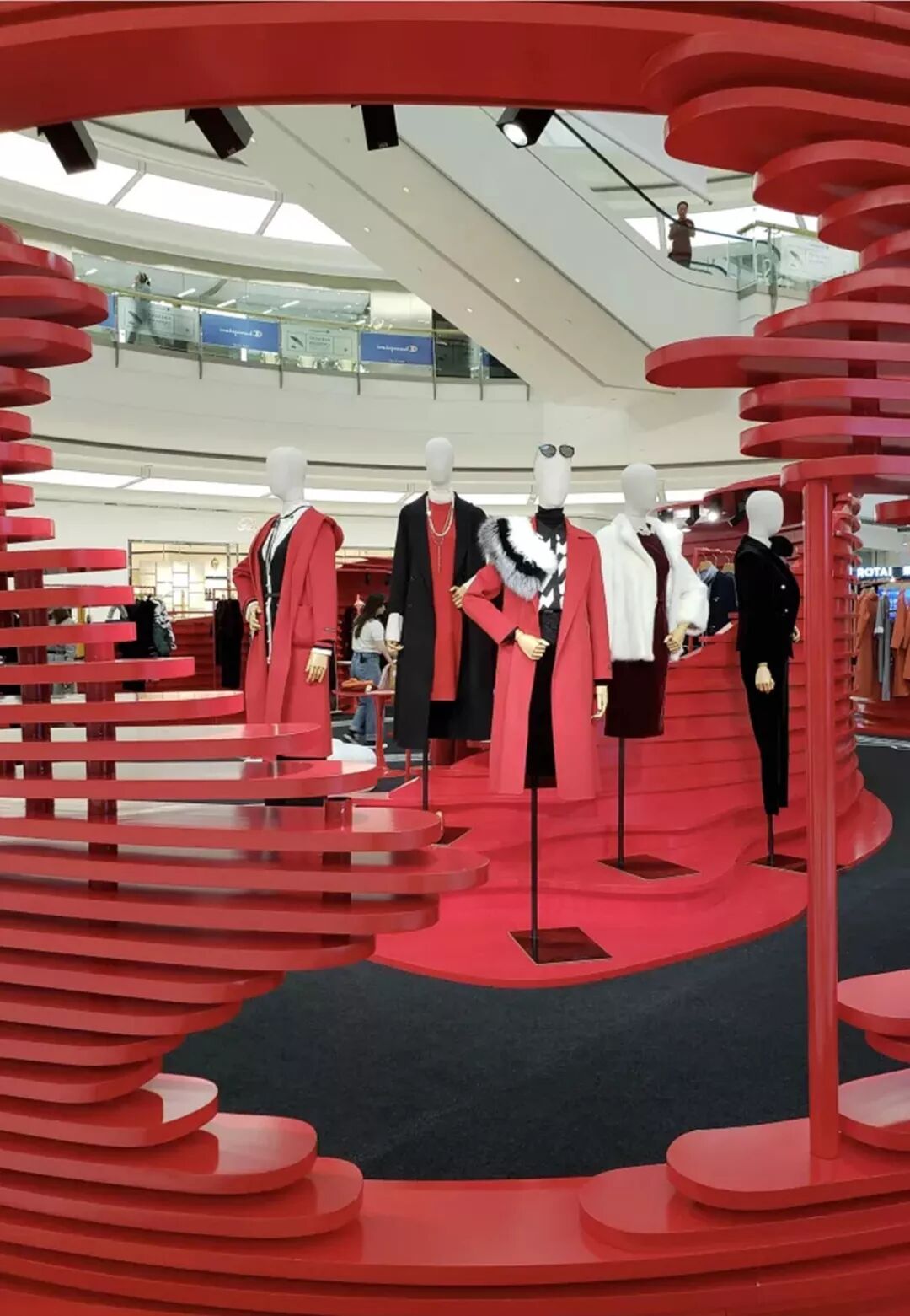 大美德信体育app | 德信体育app荣登2018年度“中国服装行业百强”企业榜单！(图9)