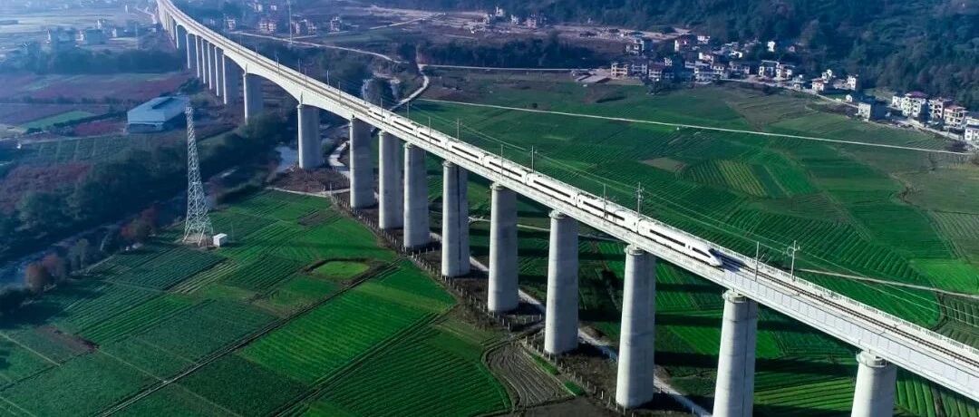 张吉怀高铁正式开通运营！多地旅游放大招！