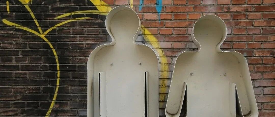 私生活混乱导致染病，他因羞于去正规医院而花了不少冤枉钱