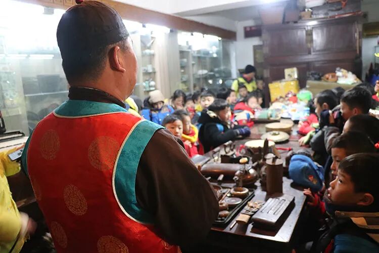 老北京布鞋正宗品牌_正宗老布鞋北京品牌店在哪_正宗老布鞋北京品牌店