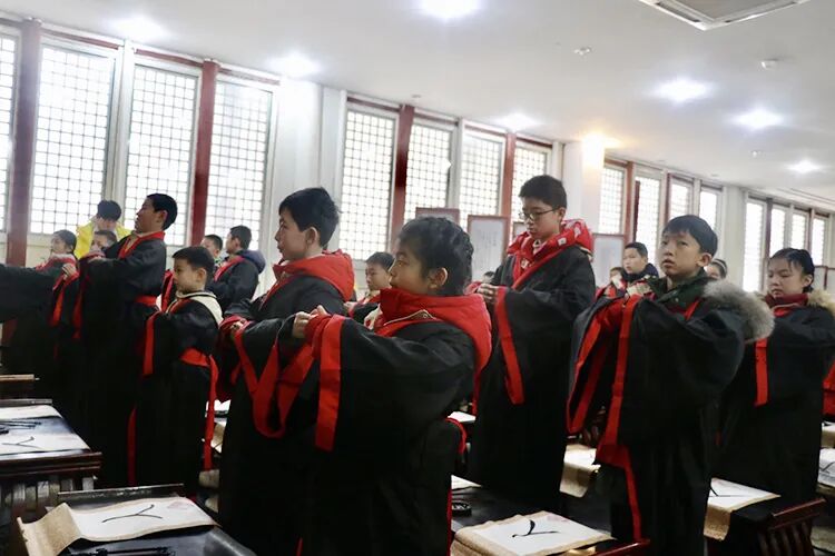 哪家是正宗老北京布鞋品牌_老北京布鞋正宗品牌_正宗老布鞋北京品牌有哪些