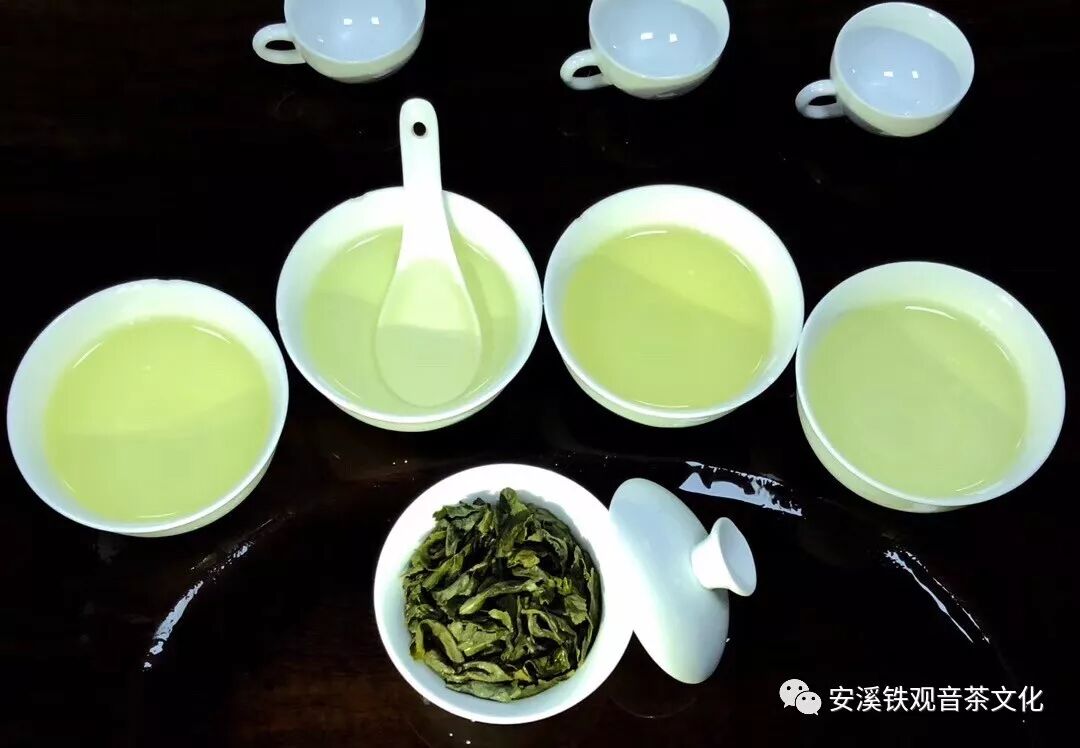 清香型和浓香型铁观音的主要感观区