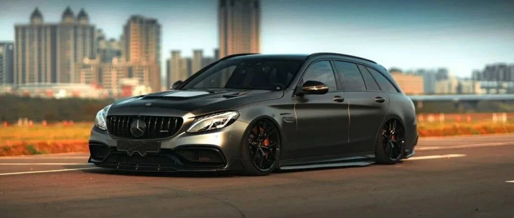 用优雅彰显质感之美，这是一台讲究的奔驰C63S Estate