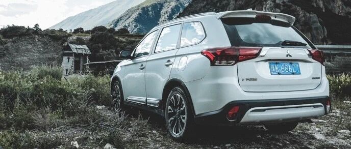 与欧蓝德的西藏之行，是探索未知景色，更是探索心境