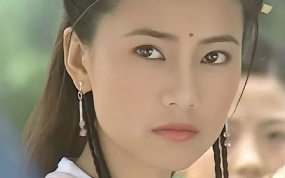 【全員美人vol.10】《倚天屠龍記 (2003)》：小孩子才做選擇，美女我都要 娛樂 第11張