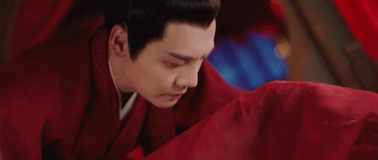 喜结连理，送入洞房！