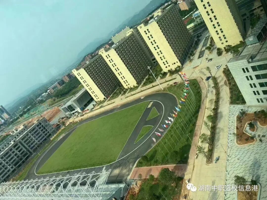 来了湖南外国语职业学院五年制大专欢迎您