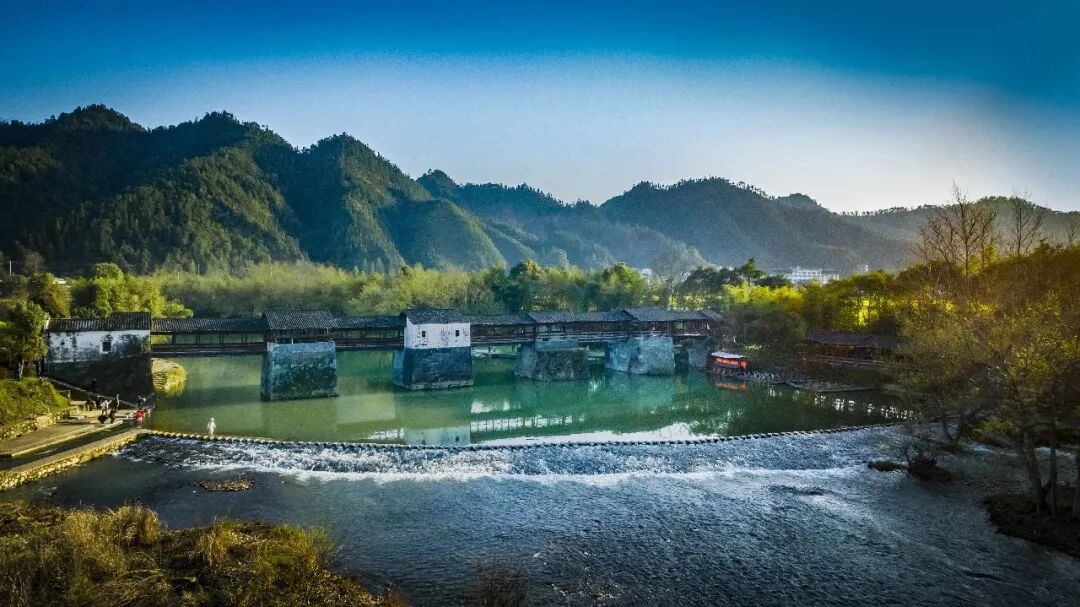 春天的婺源五彩就像是在流动徽州小众游