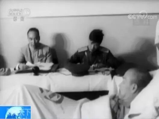 牢记今天！92岁老人捐出特别军事法庭照片！伪满总务长官在病房受审常用法律-河南万基律师事务所