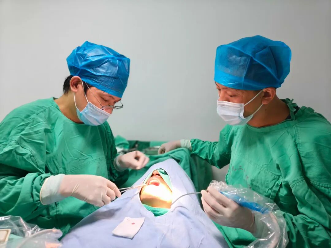 口腔无痛麻醉仪怎么用优质学科速览——第924医院口腔科_https://www.jmylbn.com_新闻资讯_第15张