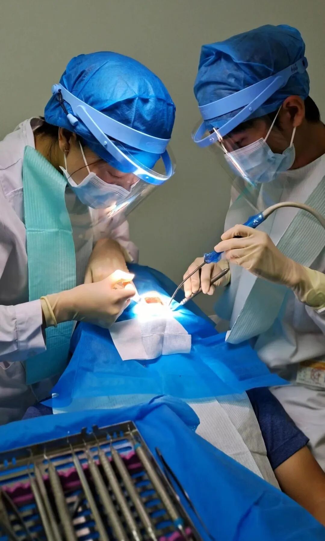 口腔无痛麻醉仪怎么用优质学科速览——第924医院口腔科_https://www.jmylbn.com_新闻资讯_第6张