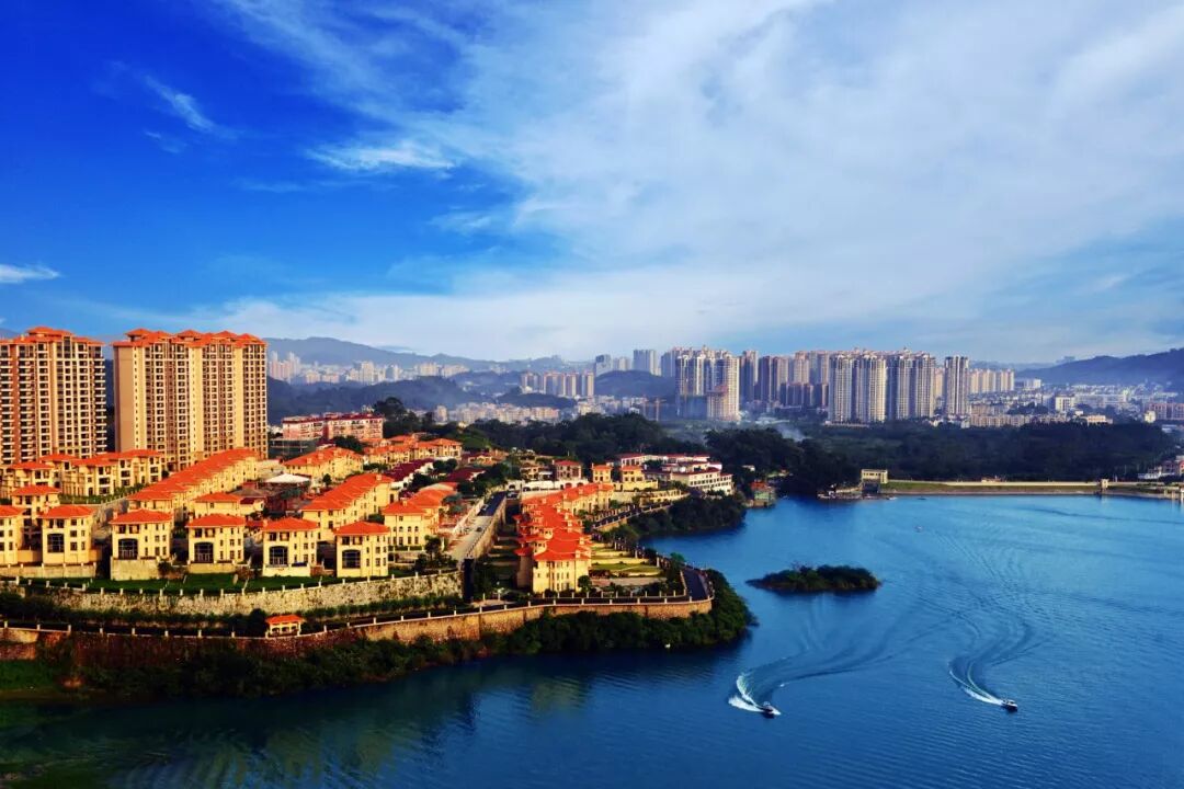 百花山庄御景园别墅建面317㎡-1235㎡，独栋别墅！