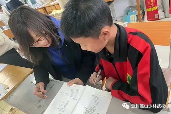 全封闭式学校一年学费_西山文武学校学费封闭式学校_封闭式学校学费多少钱