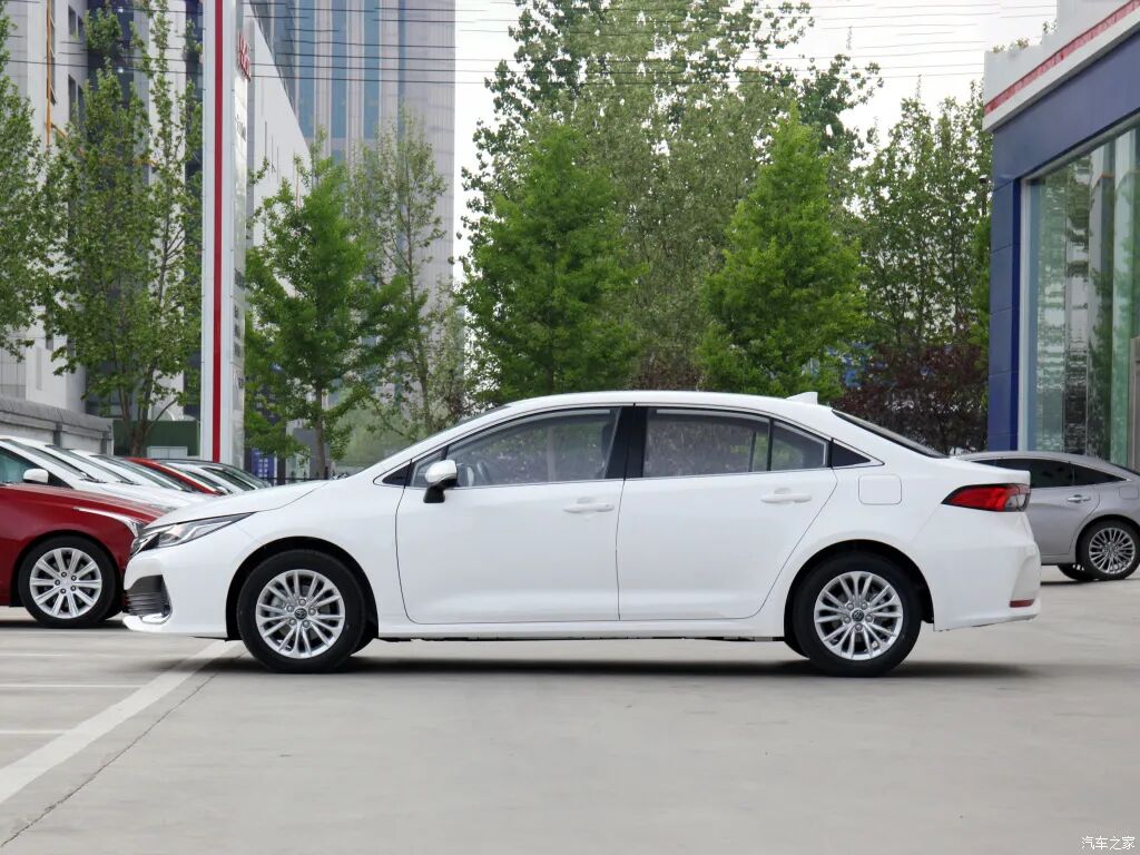 全系标配自适应巡航！轴距2750mm，速腾的对手来了！