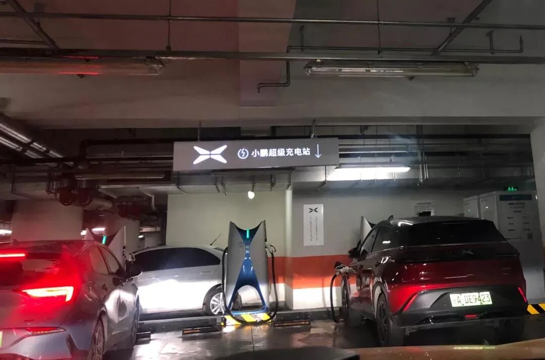 雨季来了 车里放这俩神器 雨天行车稳妥了 汽车之家微信公众号文章