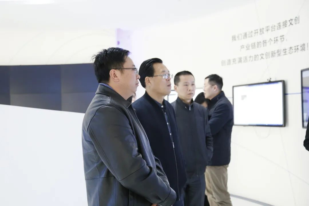 苏州市科技局党组书记赵建明一行莅临蓝海彤翔调研-微信头条网 苏州市科技局党组书记赵建明一行莅临蓝海彤翔调研