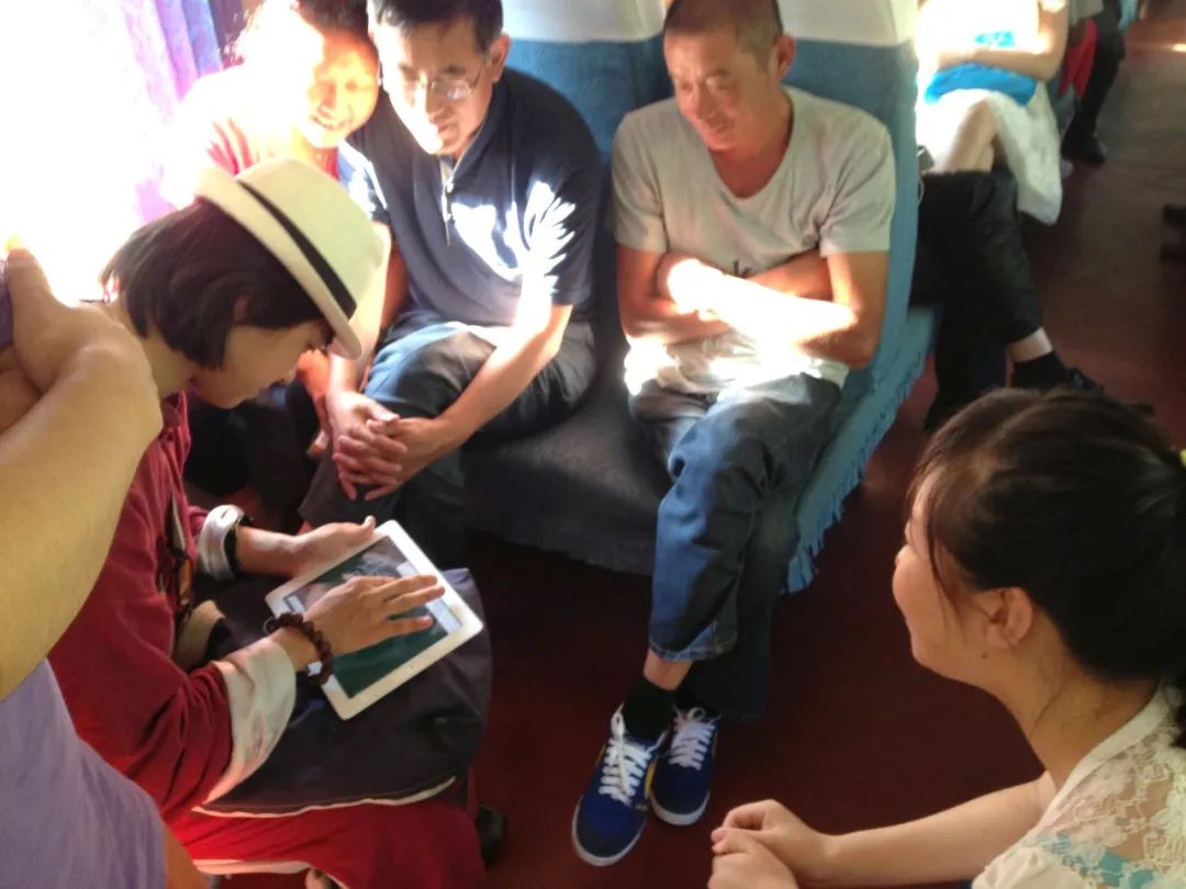 “中国铁道时澳博注册网站平台刻研究会”:日本人体验中国铁路魅力
“中国铁道时澳博注册网站平台刻研究会”:日本人体验中国铁路魅力