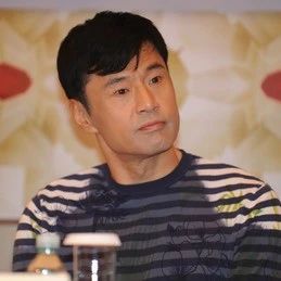 演员于荣光:出道40年洁身自好,为何到了63岁,妻子坚持和他离婚