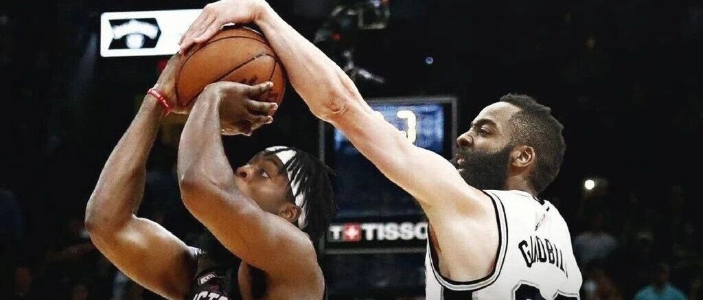 震惊！最佳防守球员口中不会防守的他竟用封盖杀死比赛