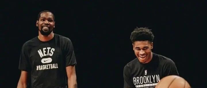 初生牛犊不怕虎，小将直言不逊色于队内核心