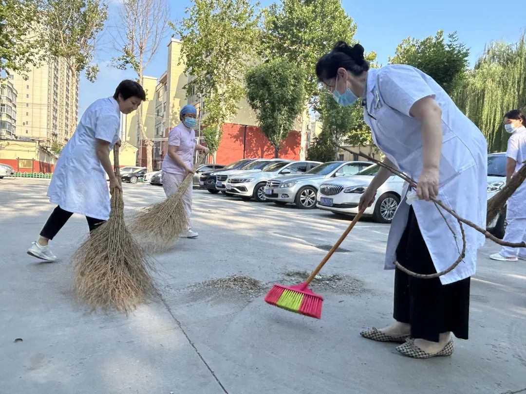 未来,宁津县人民医院将继续把环境卫生整治作为一项常态