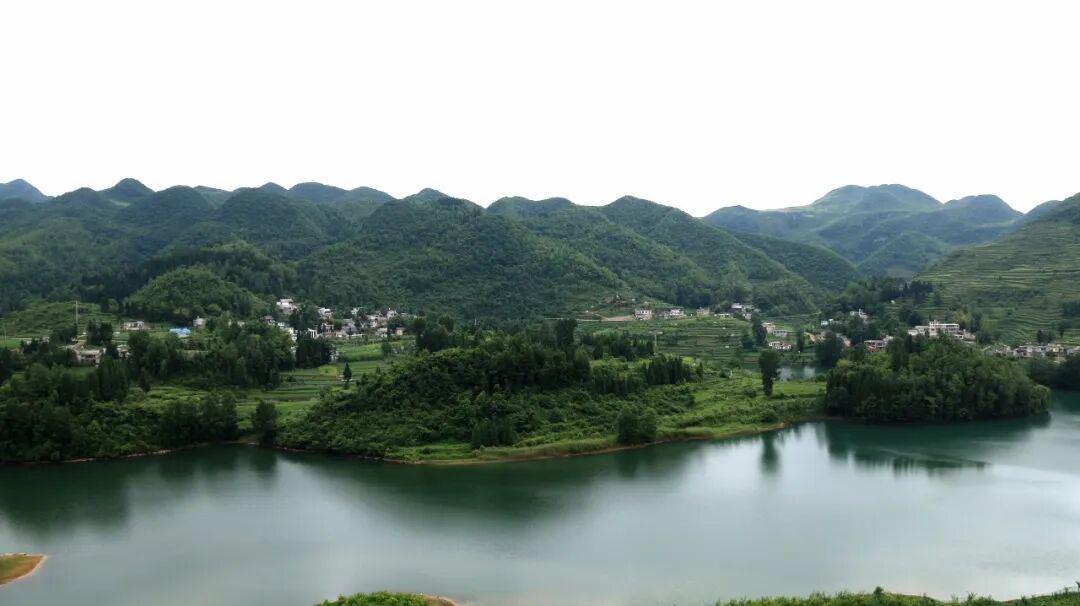 红旗水库水清岸绿