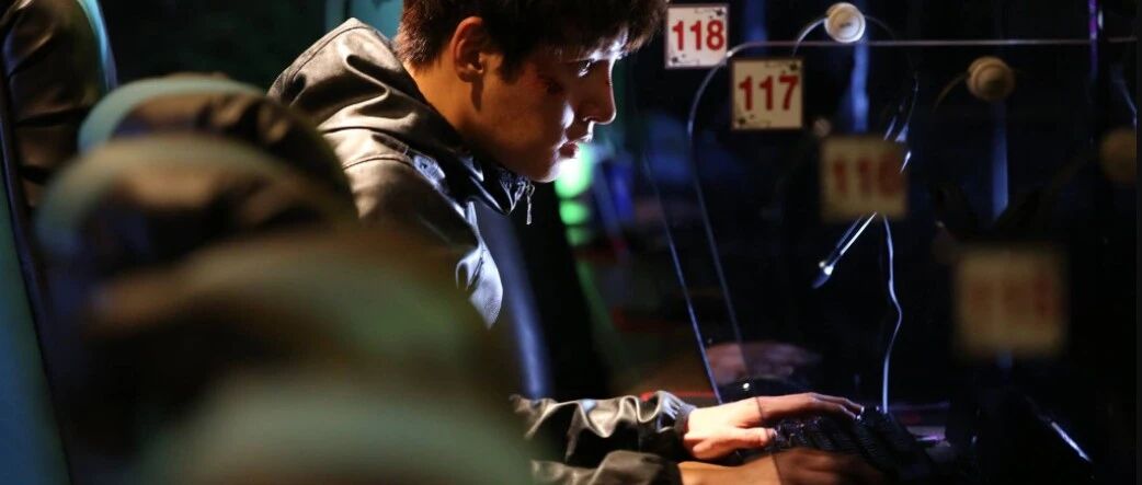 EDG夺冠背后，富二代们的“游戏”人生