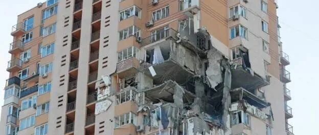 热搜第一！制裁了个寂寞？普京未在境外开设任何账户！巷战打响，俄军约100辆装甲车开向基辅！留学生呼吁停止散播乌克兰美女等不当言论