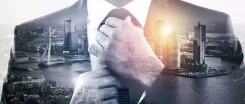 历史罕见！热门赛道集体大跌，A股路在何方？9大基金顶流老将最新发声：史博、周蔚文、邹曦、杨建华、钱睿南、陈军、徐荔蓉、邹唯、程洲