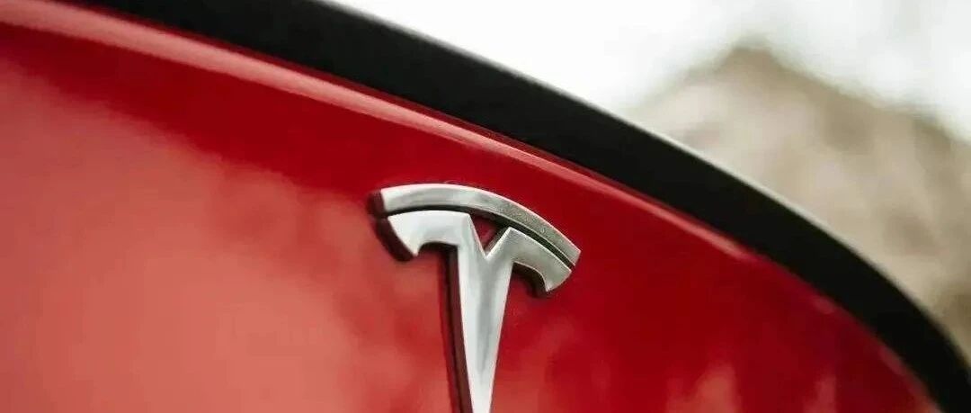 特斯拉车主怒了！一夜之间，保费暴增80%！到底发生了什么？