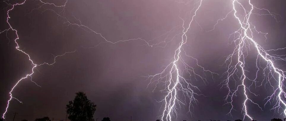 太突然！黄金一夜狂泄130美元，暴跌6%创近7年最大单日跌幅！美股尾盘大跳水，特朗普刚公布疫苗大消息