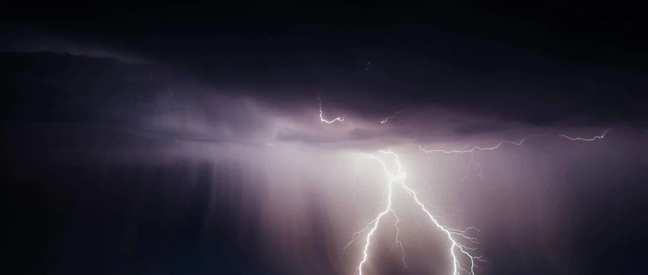 突然爆雷！这家著名教育培训机构"凉了"：总部人去楼空，有家长交了40万，退费无门…