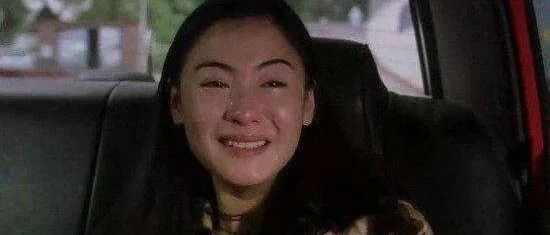 打新的懵了！新股首日1秒破发，大跌13%！百亿公司重挫43%，紧急停牌！电力新能源又爆发，掀涨停潮！格力大跌，千亿防水茅快跌停