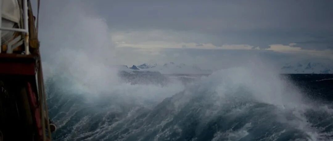 突发利空！千亿大白马闪崩跌停，紧急回应！4000亿巨头突遭美国调查，两板块大爆发！长春刚刚致歉！俄方：不会使用核武器