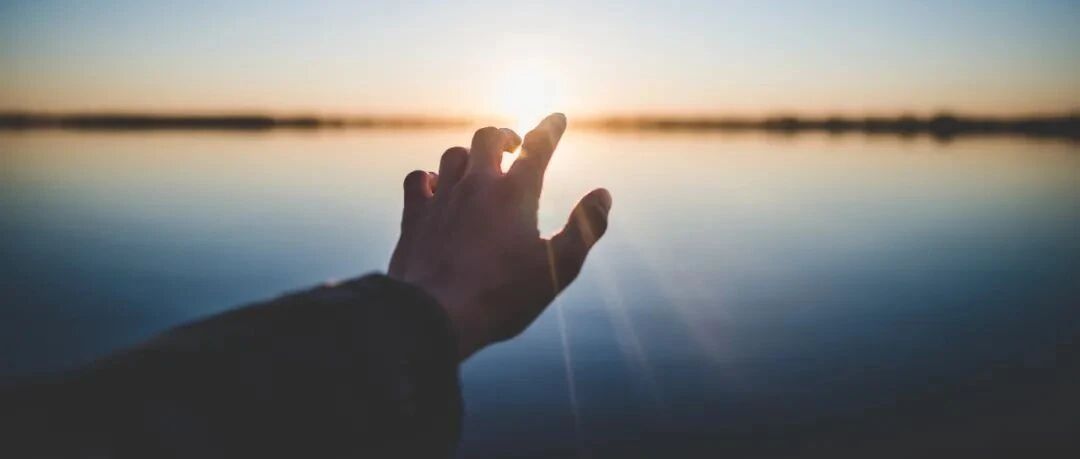 突发！恒大宣布："重磅人物"入局！顶流基金经理最新发声：投资最困难阶段已过去！亦有警惕：新能源就像2021年的白酒