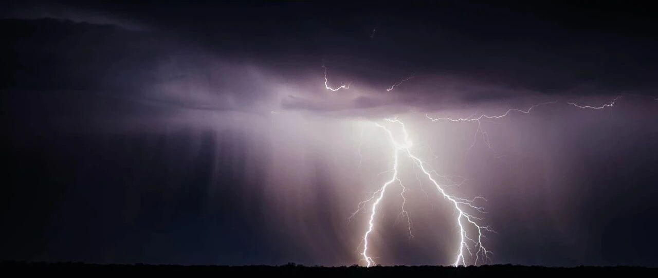 突然闪崩17%！500亿苹果概念股狂跌，大批基金踩雷！股民直呼：看不懂