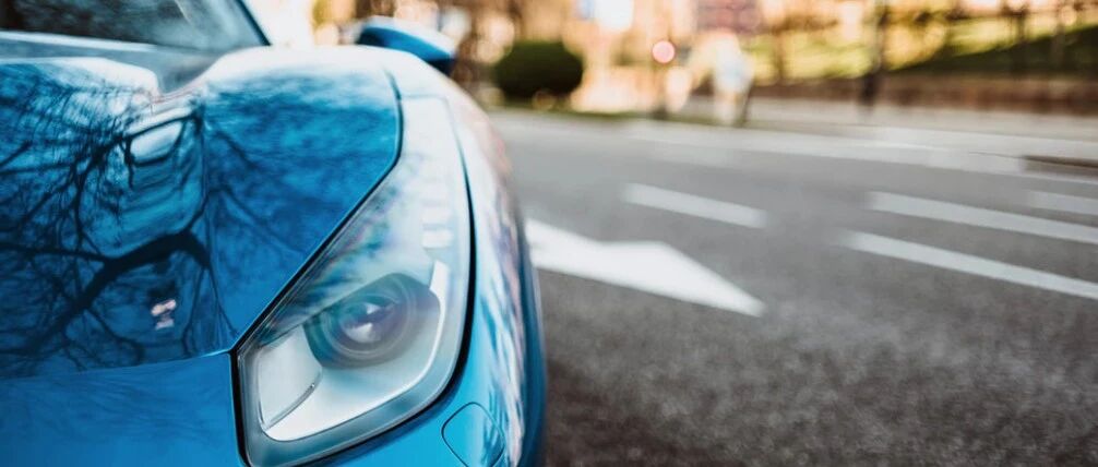 彻底炸了，“三剑客”一夜暴涨1700亿！新能车集体狂飙，比亚迪再破5000亿，这只7天豪夺6涨停！机构高喊：黄金十年来了！