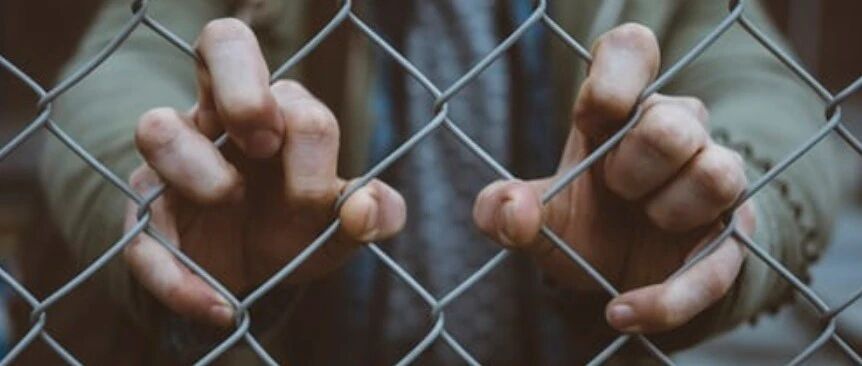 惊呆！手机银行APP巨资突然被盗，全转给客户经理！真相来了