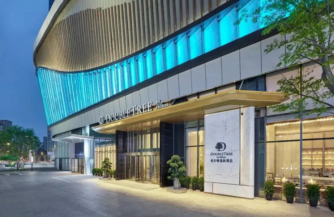 国庆中秋机票优惠与酒店套餐推荐 飞猪机票券及8城酒店不加价