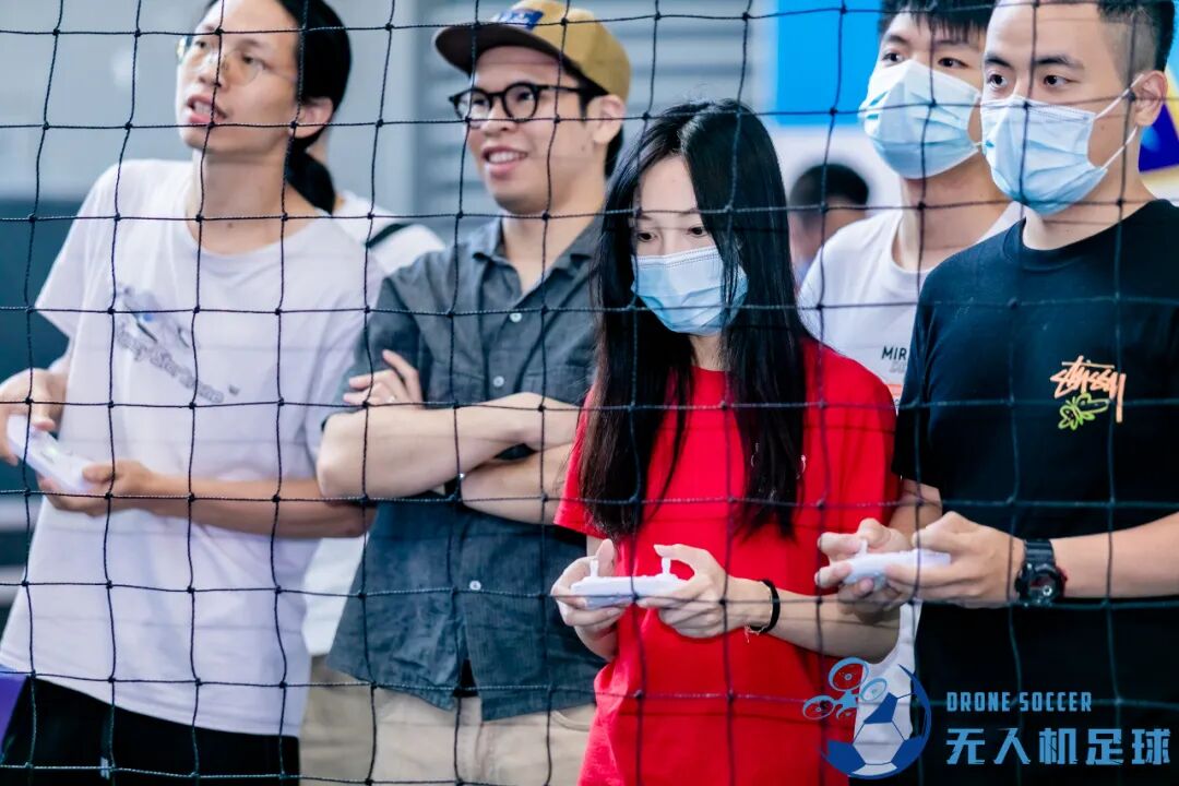 国际无人机足球赛事，首次亮相世界无人机大会的图8